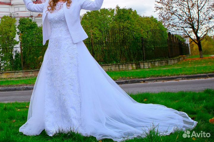 Свадебное платье