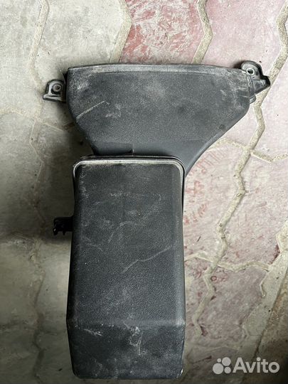 Воздухозаборник toyota highlander 3