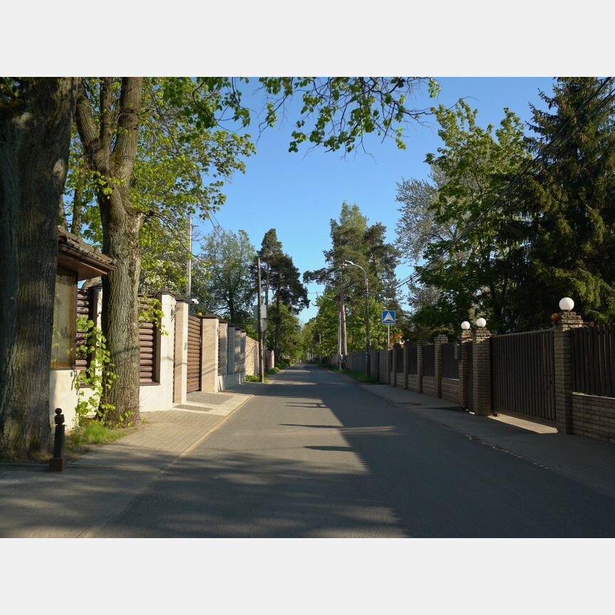 2-к. квартира, 81,4 м², 1/5 эт.