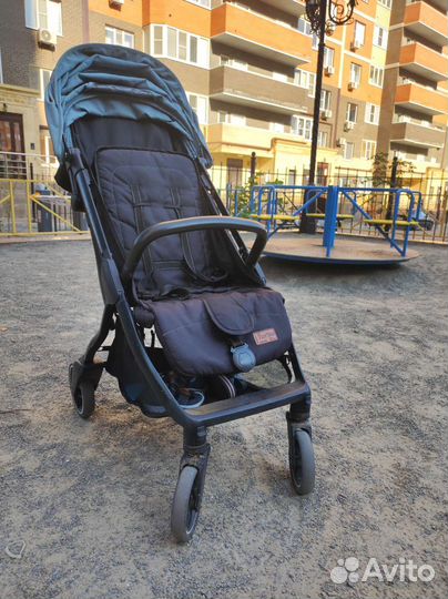 Прогулочная коляска carrello turbo