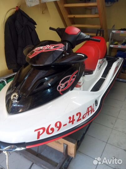 Гидроцикл SEA-DOO BRP wake215