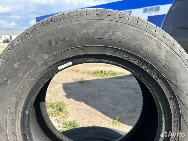 Pirelli Scorpion 215/70 R16