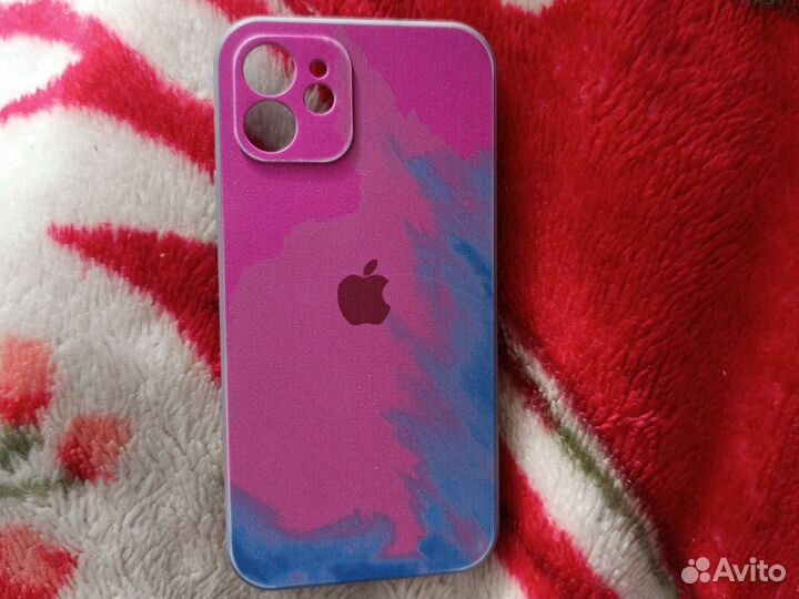 Чехол на iPhone 12