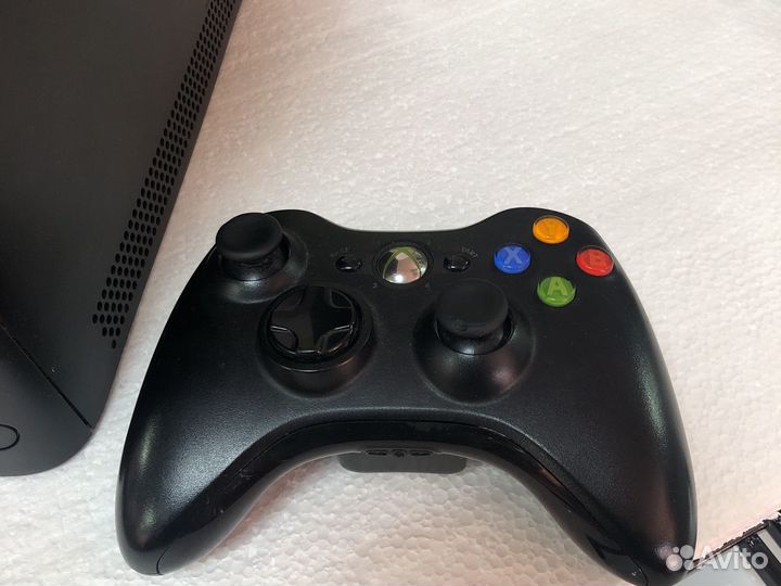 Xbox 360 elite 250gb+3диска