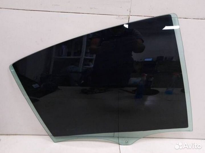 Стекло двери задней правой Renault Laguna 2 2001-2