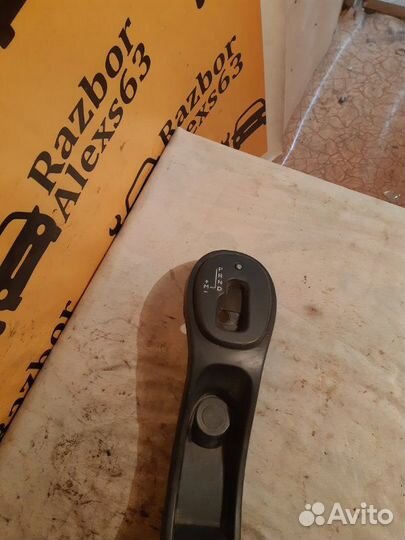 Накладка декоративная АКПП Renault Duster 2.0 2015