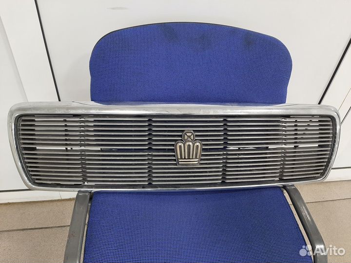 Решетка радиатора Toyota Crown GS-141