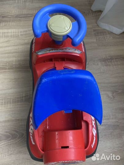 Машинка каталка толокар