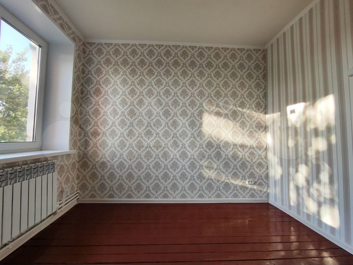 2-к. квартира, 42 м², 1/2 эт.