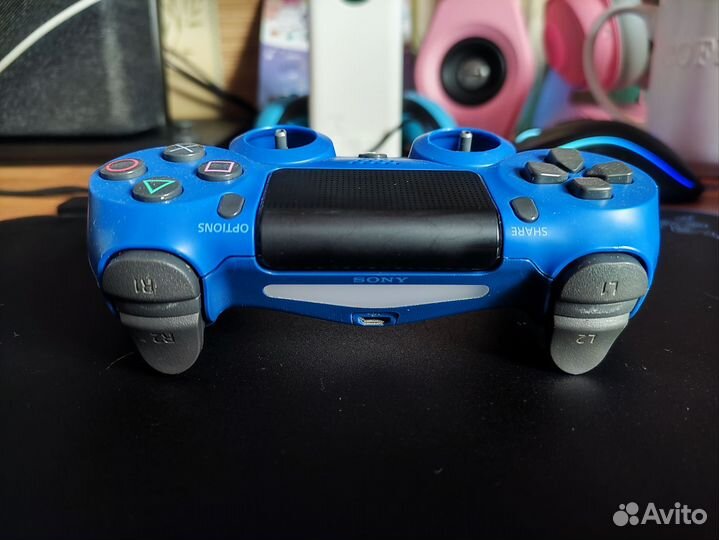 Геймпад от Sony PS4 dualshock 4 v2