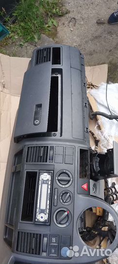 Передняя панель volkswagen transporter T5