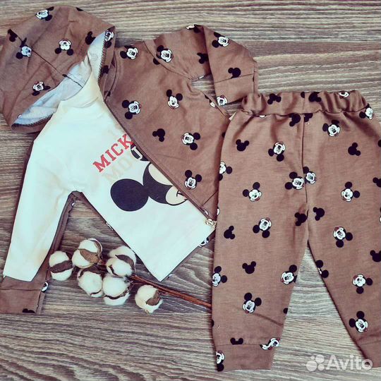Костюм детский 3ка на 6-9 месяцев новый (Турция)