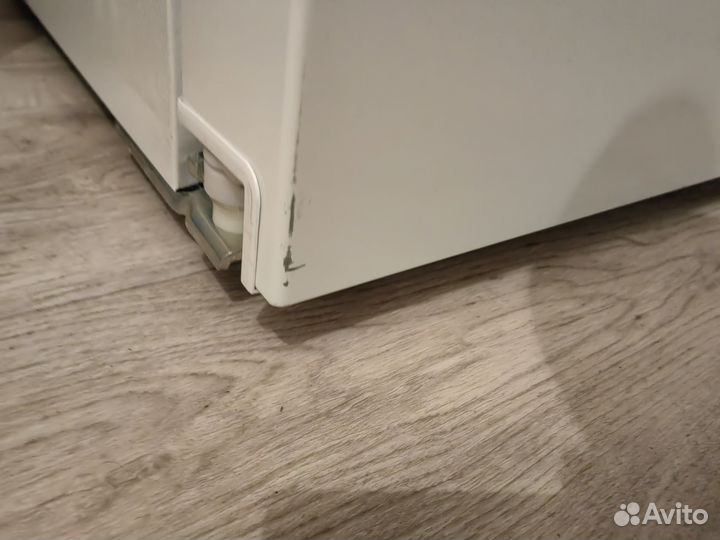 Холодильник midea