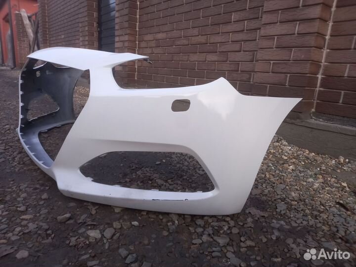 Передний бампер Hyundai i40 Хендай ай 40