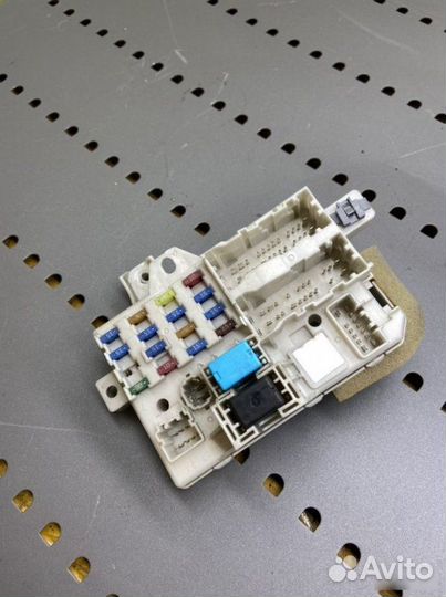 Блок предохранителей Mazda 6 GG