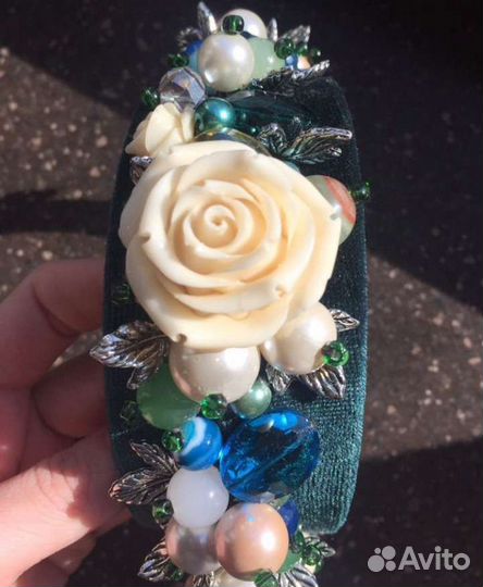 Ободок для волос со стразами