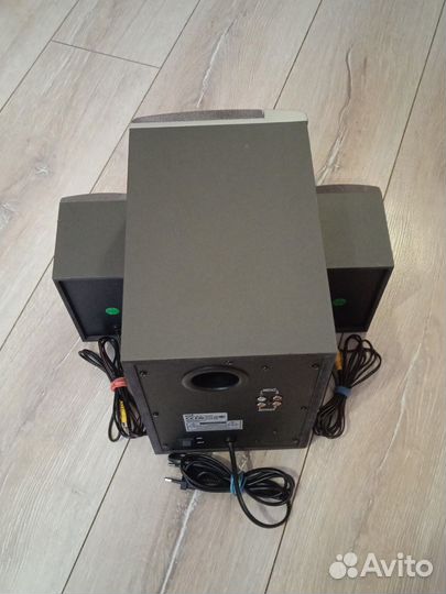 Акустическая система Genius SW-HF2.1 1800K V2