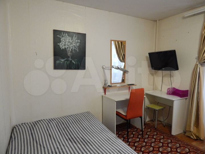 Комната 28 м² в 3-к., 2/12 эт.