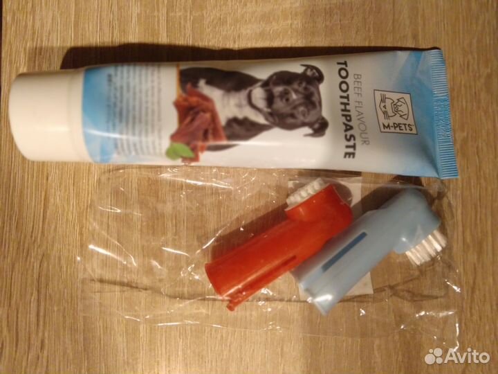 Зубная паста и зубные щётки