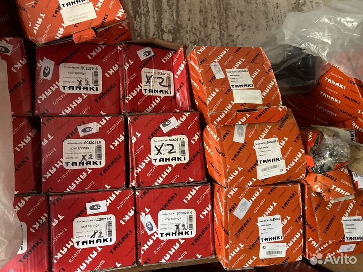 Амортизатор передний левый