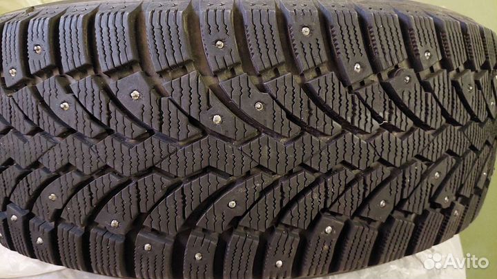 Pirelli Formula Ice 215/55 R17