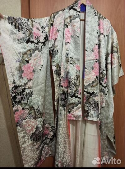 Винтажное японское кимоно