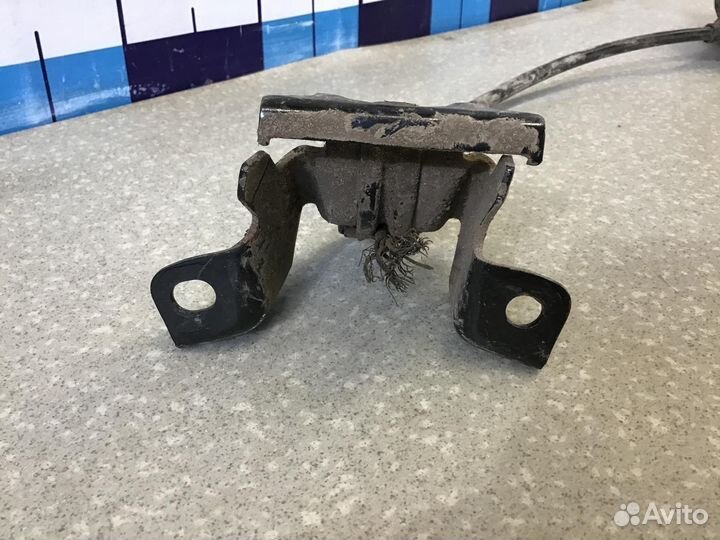 Кронштейн (сопут. товар) VW Amarok 2010