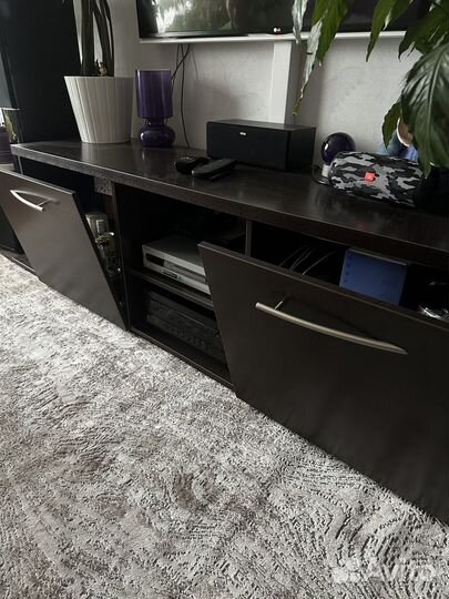 Тумба под телевизор