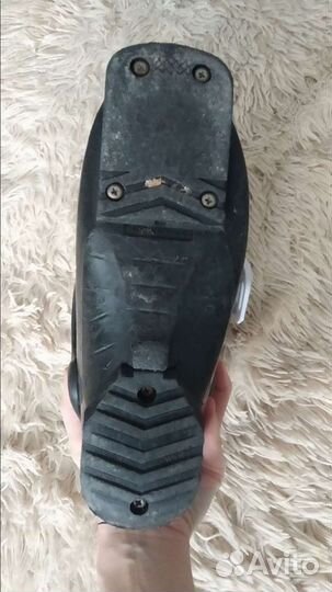 Горнолыжные ботинки