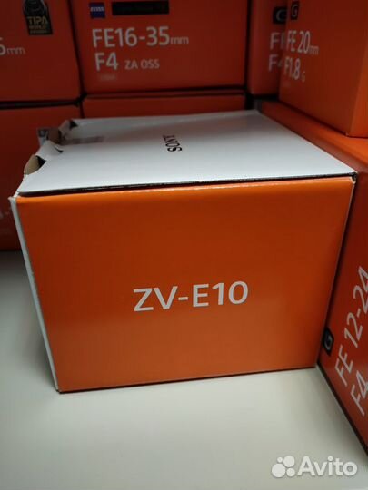 Sony ZV-E10 kit 16-50mm f/3.5-5.6 White