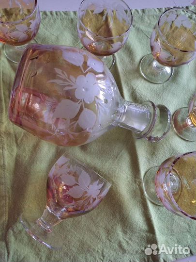 Рюмки и графин