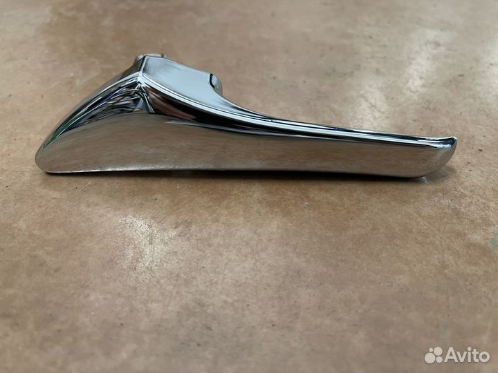 Ручка внутренняя левая mercedes w211 e211 е211