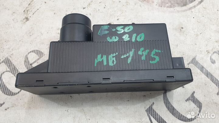 Компрессор центрального замка на Mercedes W210