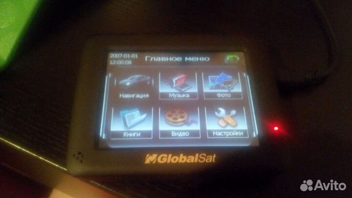 Компактный gps навигатор GlobalSat