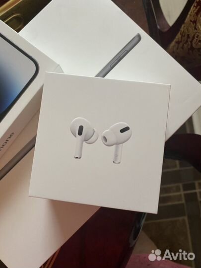 Коробка apple