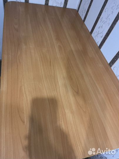 Письменный стол для школьника