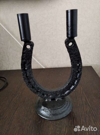 Подкова подсвечник