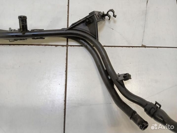 Трубка системы охлаждения Volkswagen Tiguan 5N1 20