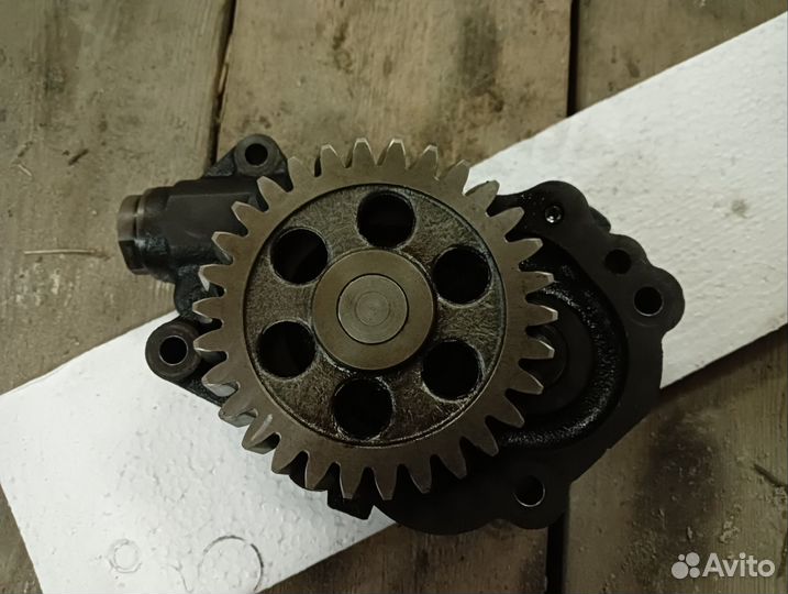 Масляный насос курсор10