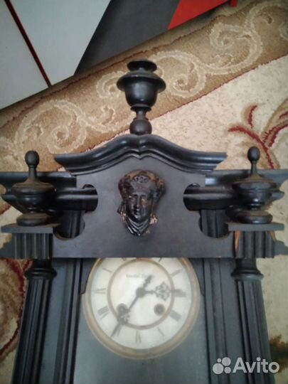 Антикварные настенные часы Густав Беккер 18 век