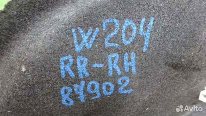 Обшивка багажника правая Mercedes-Benz C200 W204