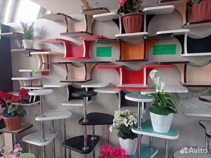 Полки навесные для цветов