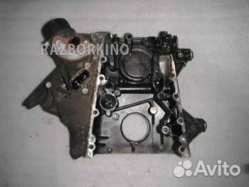 Крышка двигателя передняя