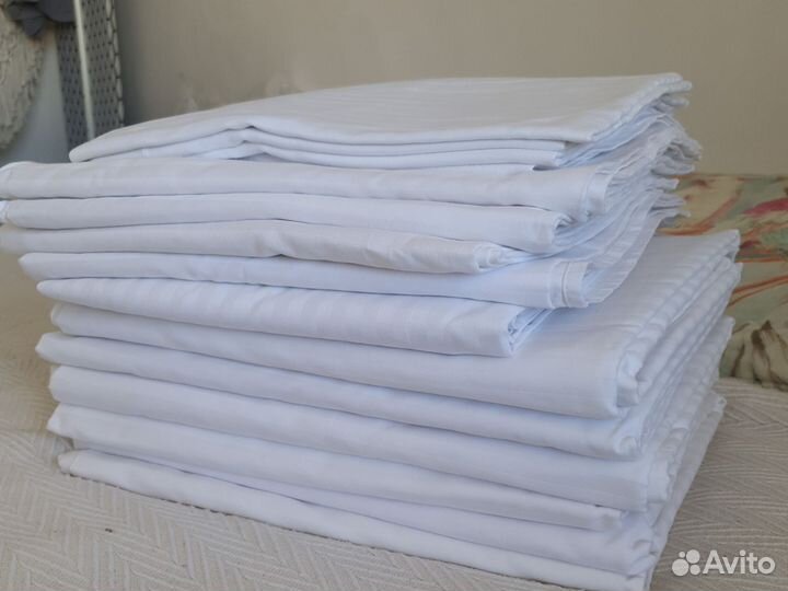 Постельное белье, подушки, полотенца