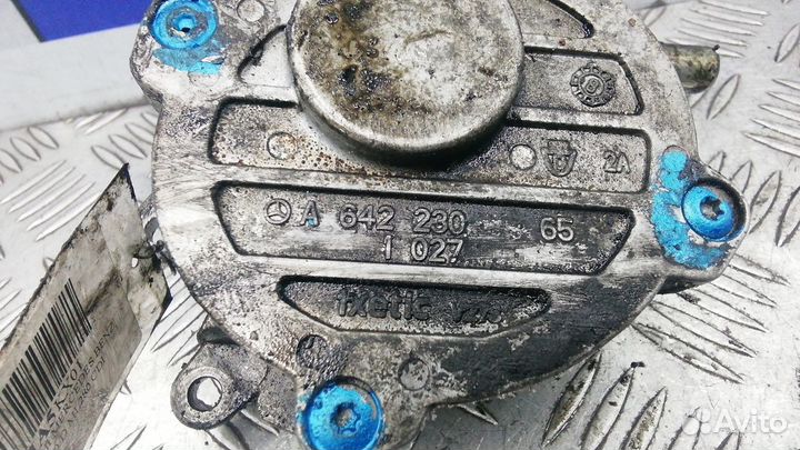 Насос вакуумный Mercedes-Benz ML 164 om 642