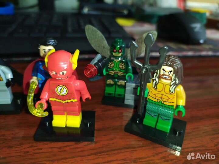 Lego минифигурки - (DC) Лига справедливости