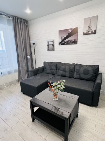 2-к. квартира, 55 м², 10/10 эт.