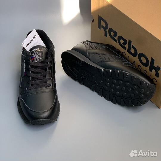 Кроссовки женские Reebok