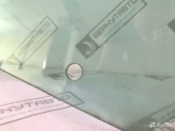 Стекло двери Bmw X3 E83 2003-2010