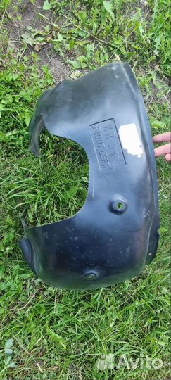 Подкрылки на kia rio 3 передние